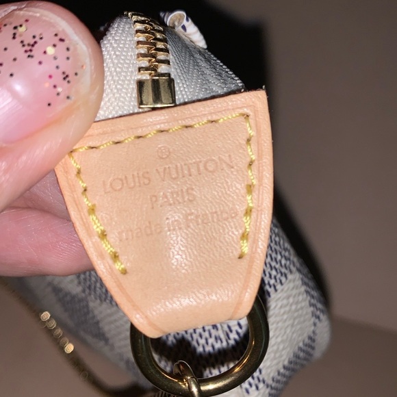 Louis Vuitton Mini Pochette Damier Azur - Brand New with box - Picture 6 of 9